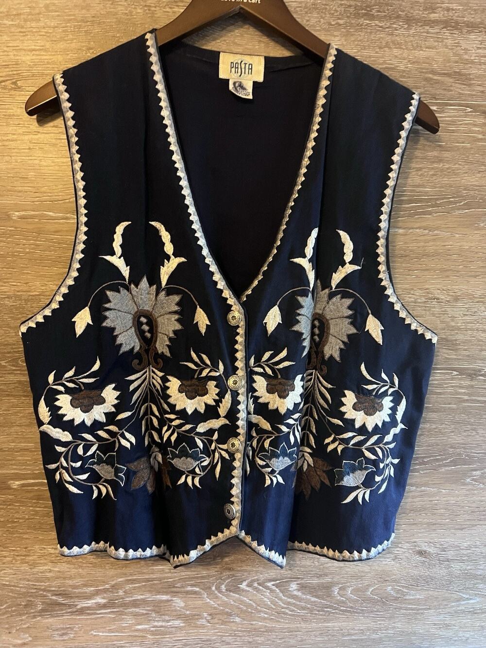 Vintage Women’s Vest By PASTA embroidered Button Front Size Large Floral Navy